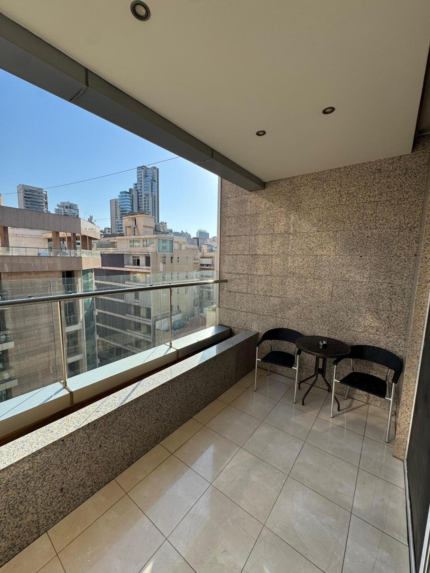 Ny Suites Beiroet Buitenkant foto