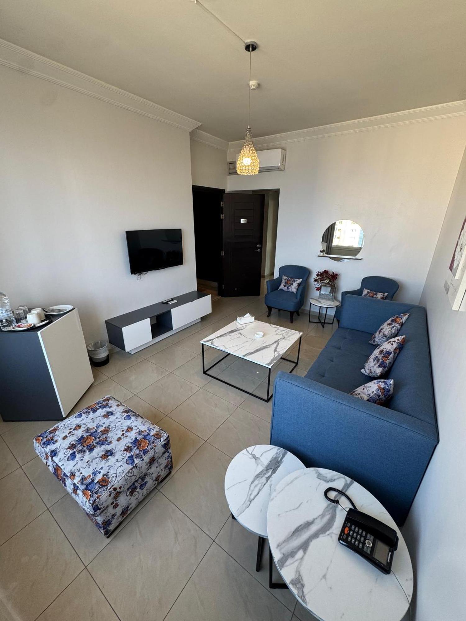 Ny Suites Beiroet Buitenkant foto
